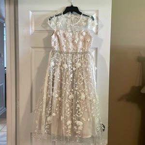 Girls dress